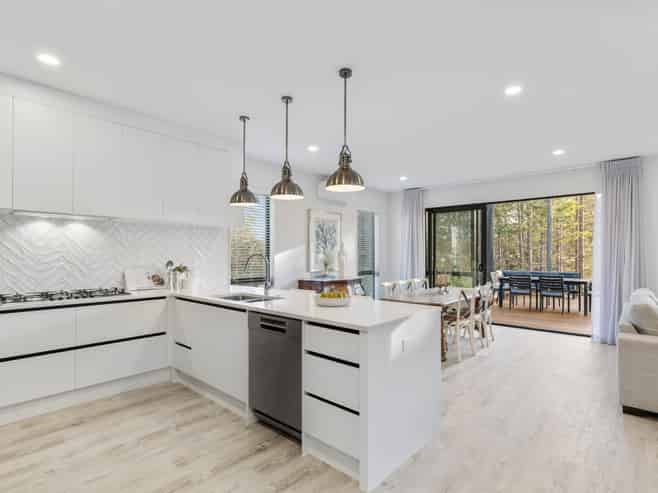 26 Paparahi Place, Orewa