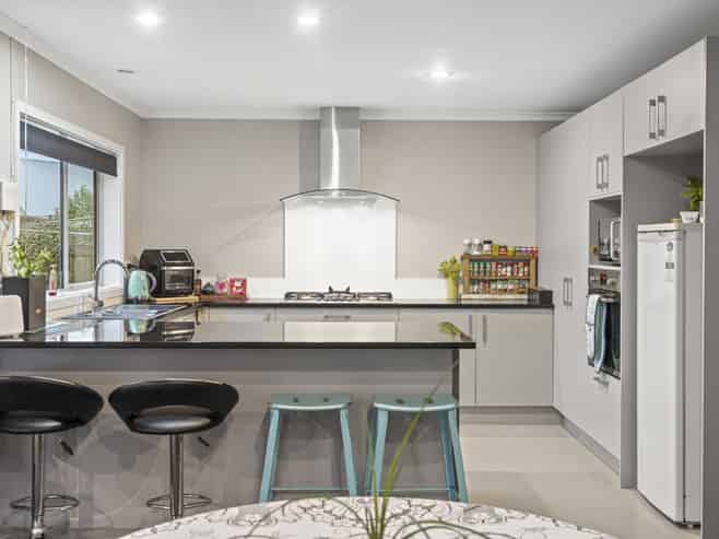 4 Rowling Place, Leamington
