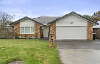 4 Rowling Place, Leamington