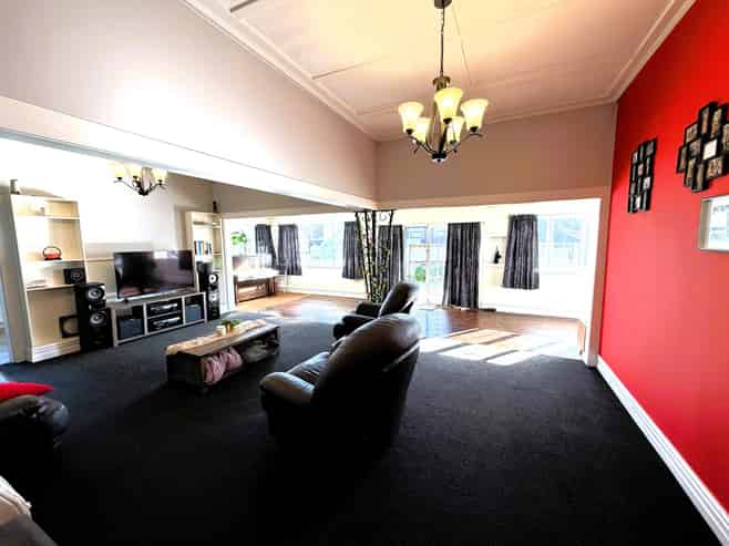 62 Barraud Street, Dannevirke