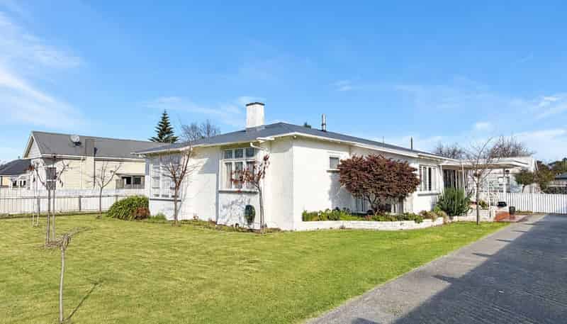 62 Barraud Street, Dannevirke