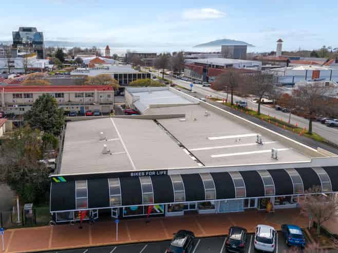 Step onto the Commercial Property Investment Ladder