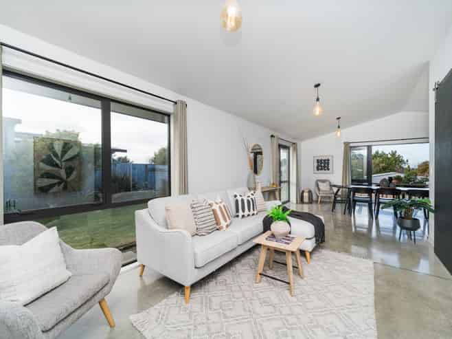 26 Poplar Grove, Feilding