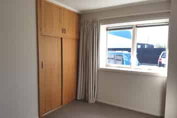 12-1054 Colombo Street, Saint Albans