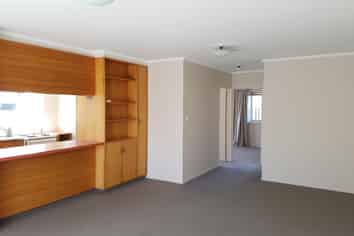 12-1054 Colombo Street, Saint Albans