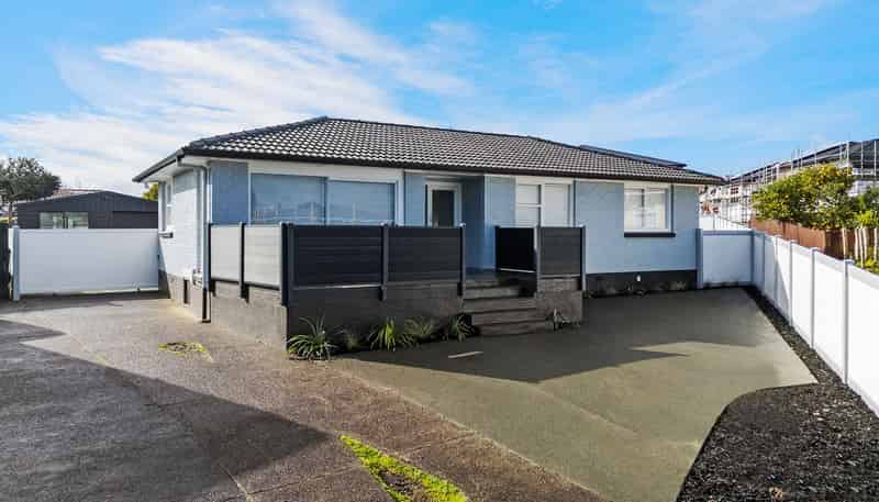 14 Burlington Place, Manurewa