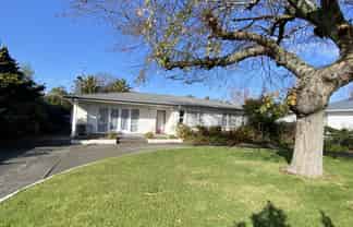 15 Queen Street, Feilding