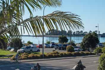 10/5 Bisley Avenue, Moana