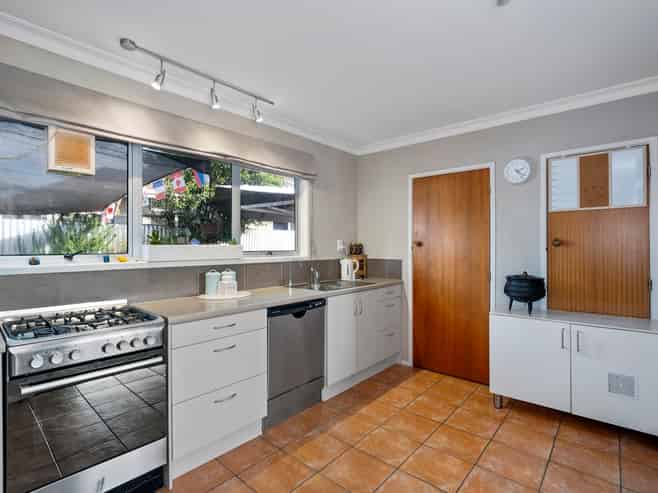 424B Devonport Road, Avenues