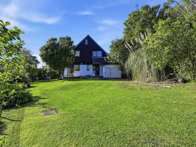 201A Lake Road, Belmont