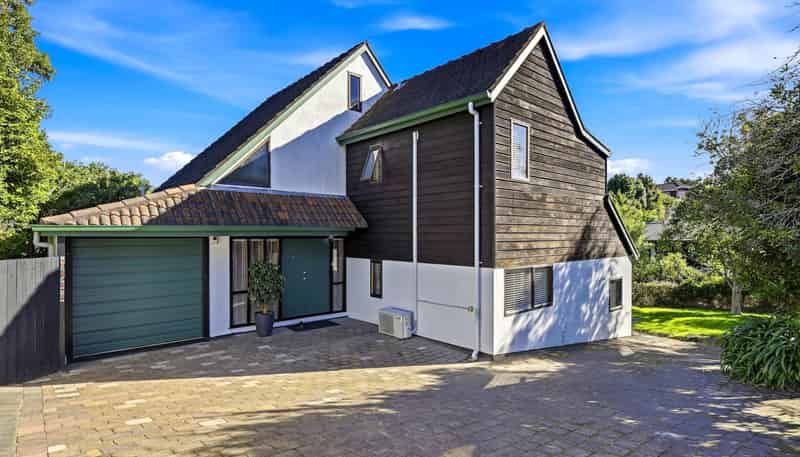 201A Lake Road, Belmont