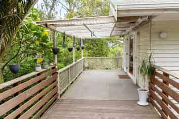 81 Kohu Road, Titirangi