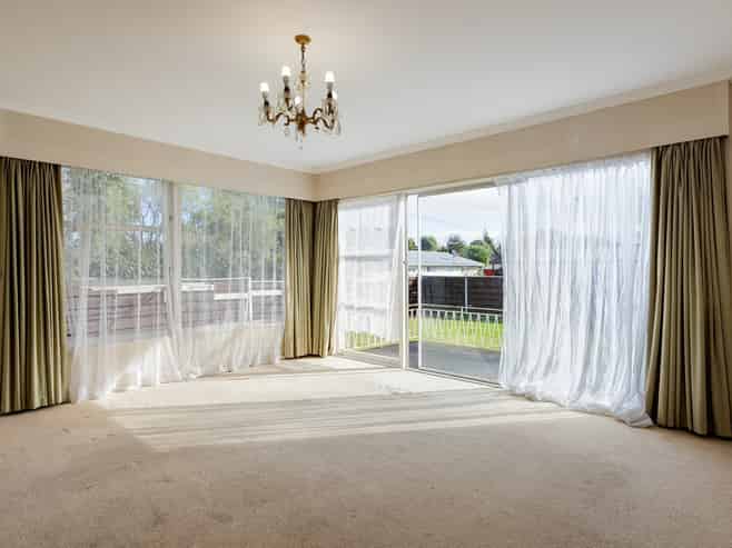 35 Lewis Street, Glenview