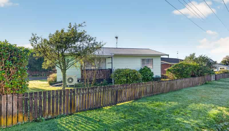 66 Watt Street, Featherston