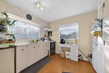 66 Watt Street, Featherston