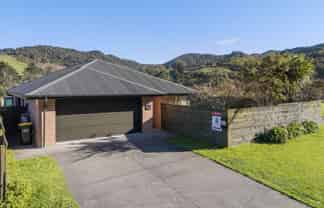 25 Thorn Road, Waihi