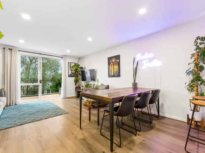 10/6 Islington Avenue, New Lynn