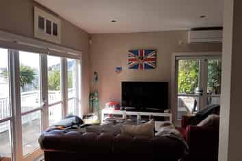 a/8 Boston Terrace, Aro Valley