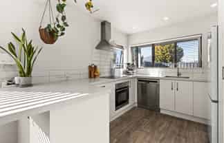 101C Riverslea Road South, Parkvale