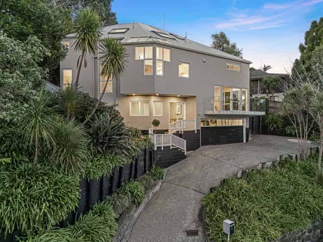 8 Leys Crescent, Remuera