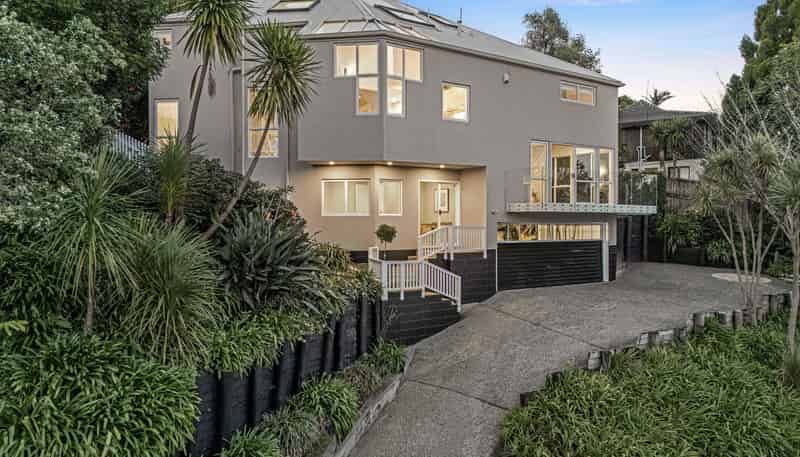 8 Leys Crescent, Remuera