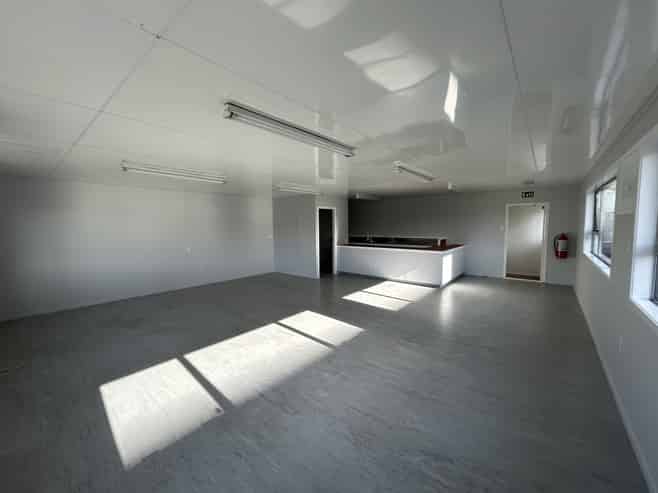 Professional Space, Ready to Occupy
