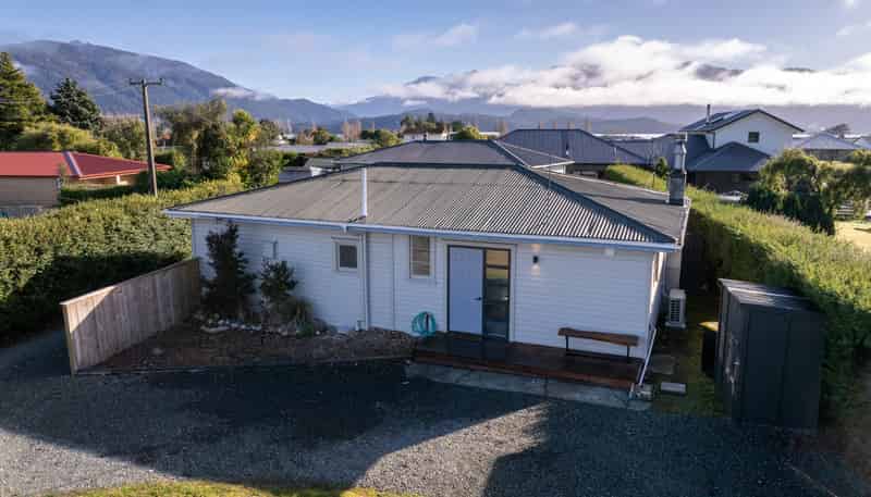 51A Matai Street, Te Anau