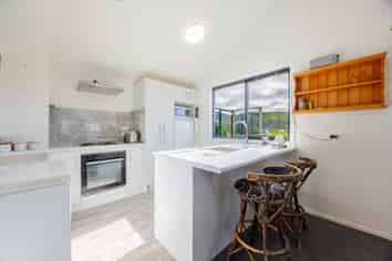14 Beach Road, Porangahau