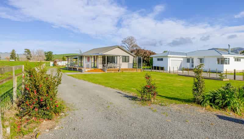 14 Beach Road, Porangahau