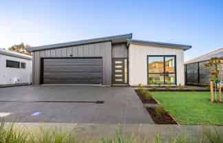 81a and 81 Mawai Hakona Drive, Wallaceville