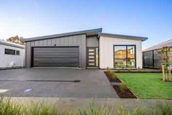 81a and 81 Mawai Hakona Drive, Wallaceville