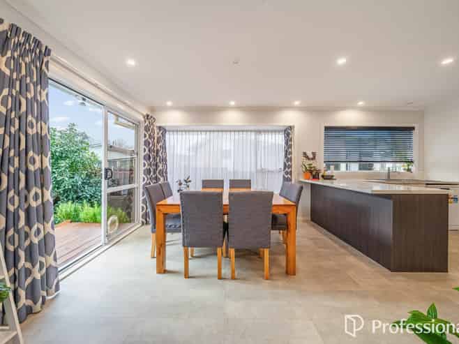 6 Snell Grove, Clouston Park