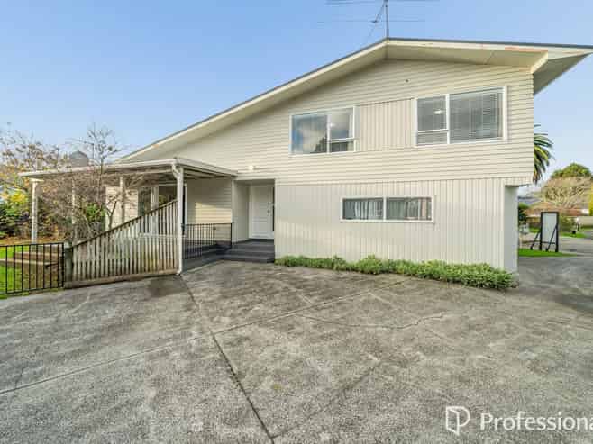 6 Snell Grove, Clouston Park