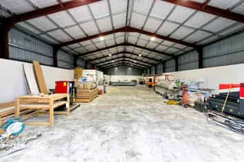 Functional Industrial Unit | 254 m2