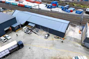 Functional Industrial Unit | 254 m2