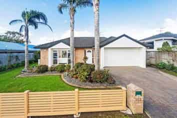 112 Marina View Dr, West Harbour