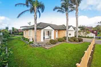 112 Marina View Dr, West Harbour
