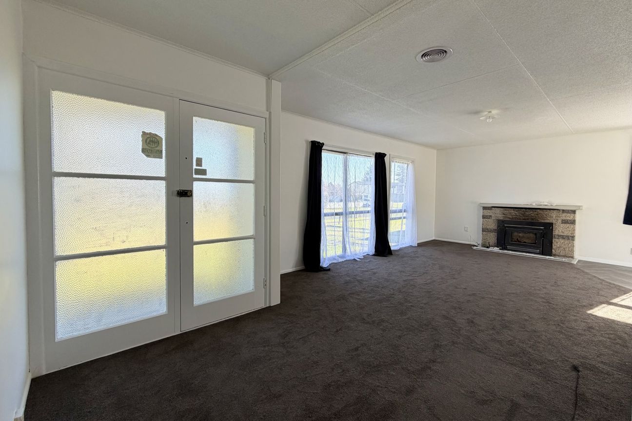 Fresh, renovated, and right by the Lake - Widok 2