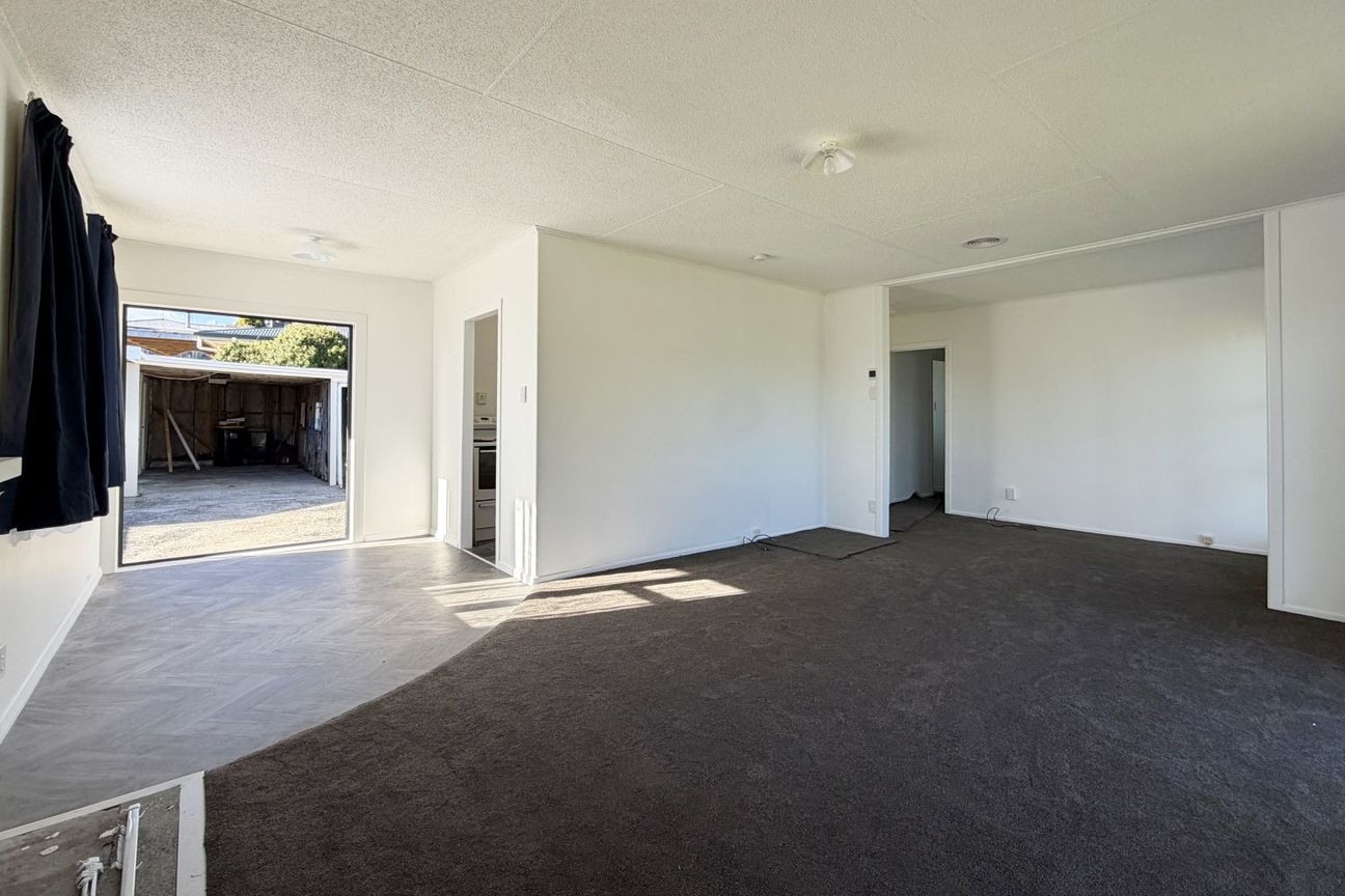Fresh, renovated, and right by the Lake - Widok 4