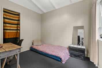 190A Howard Road, Orere Point