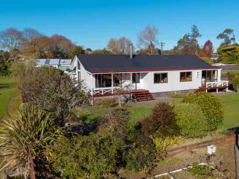 34 Cambridge Street, Pahiatua