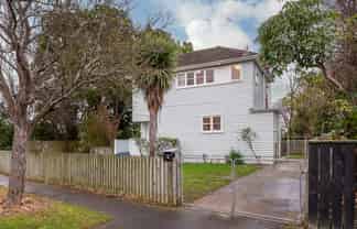 7 Orontes Street, Shirley