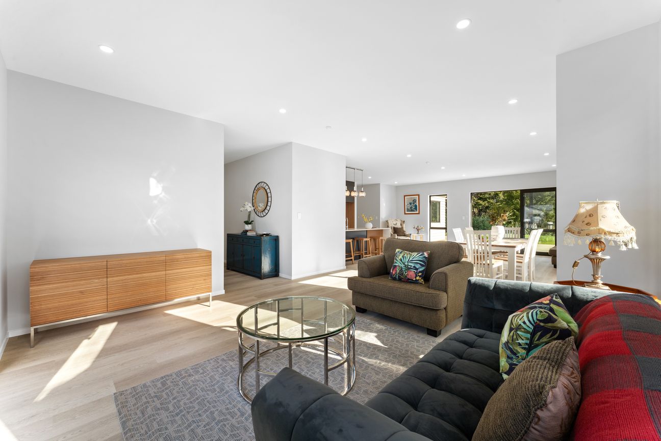 Spacious & Stylish! - View 6