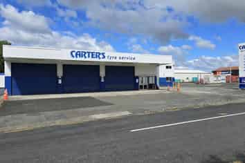 National brand tenanted investment