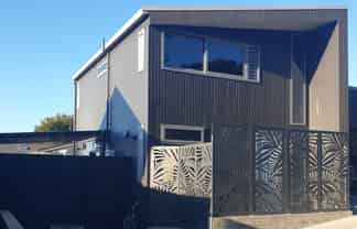 861 Whangaparaoa Road, Manly