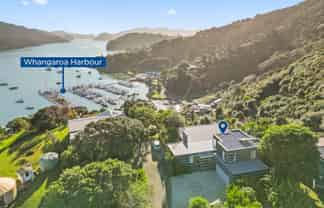 37 Kent Street, Whangaroa