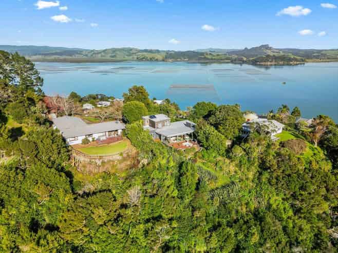 37 Kent Street, Whangaroa