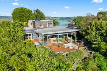 37 Kent Street, Whangaroa