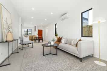 15 Karamu Street, Flat Bush