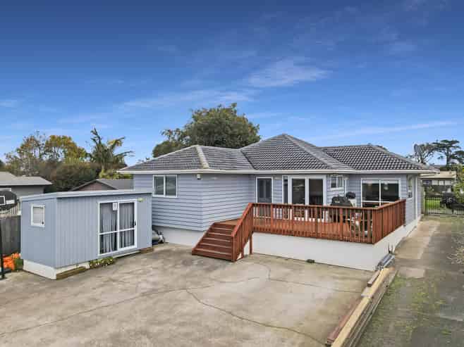 12 Lane Road, Weymouth